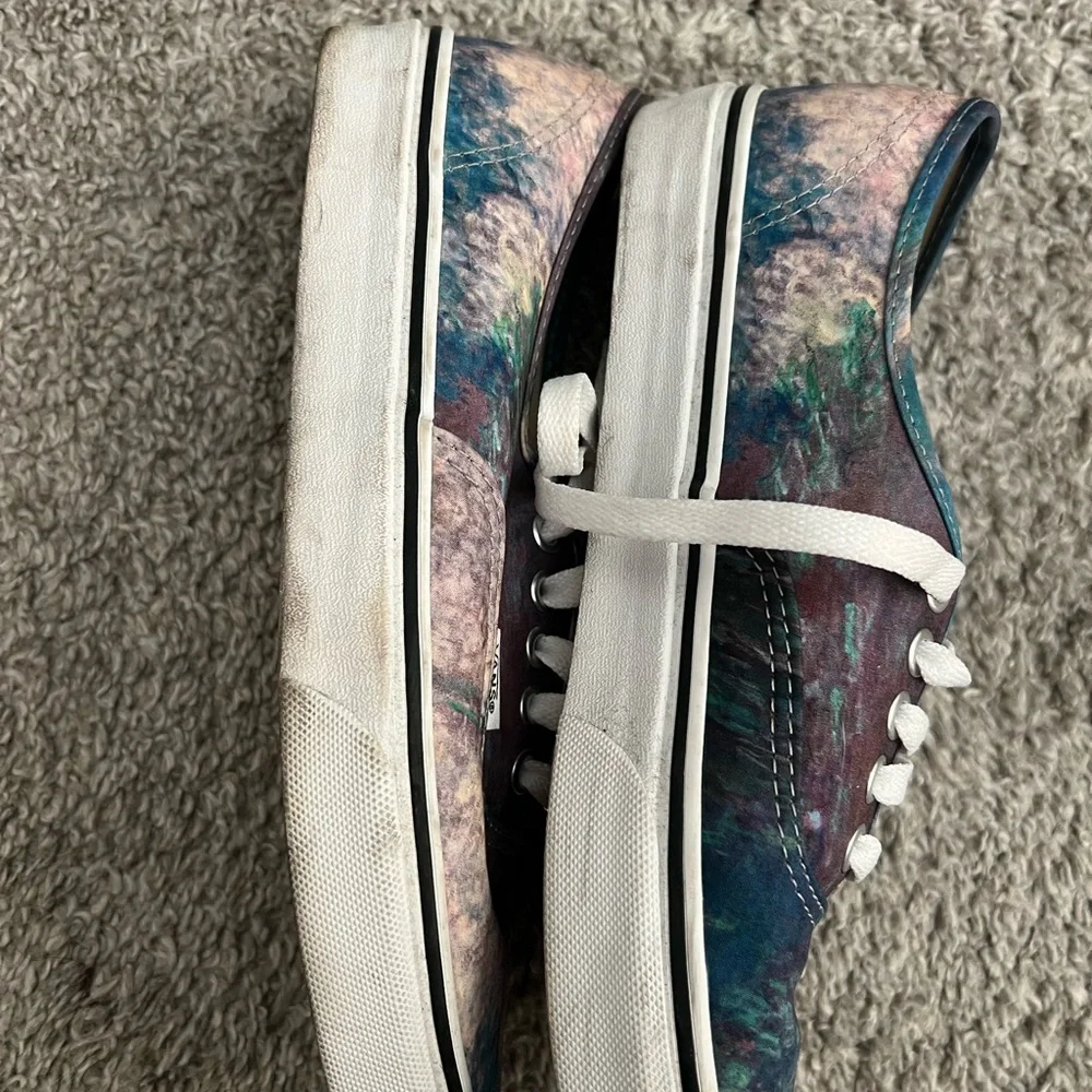 Vans + MOMA Claude Monet Sneakers US Men’s 7.5 Women’s 9 EU 40 GUC - Picture 6 of 7